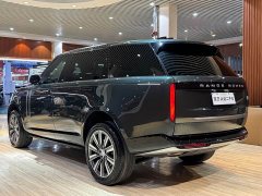 Land Rover Range Rover 3.0 L6 400PS Prestige Seven-Seat Extended Wheelbase - ფოტო 12