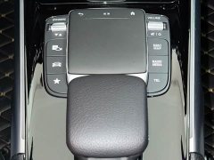 Mercedes-Benz GLB 200 Dynamic - ფოტო 15