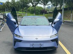 Dongfeng eπ007 Pure Electric 540 AWD Max Edition - ფოტო 19