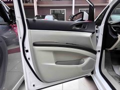 Buick GL8 Land Official Business Class 652T Comfort Edition - ფოტო 7