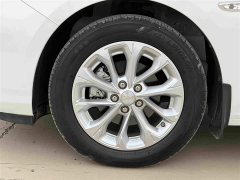 Chevrolet Cruze 1.5L Dual-Clutch Deluxe Edition - ფოტო 14