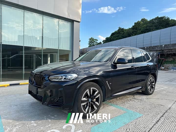 BMW iX3 Leading Edition - ავტომობილი ჩინეთიდან