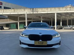 BMW 5 Series 525Li M Sport Package - ფოტო 2