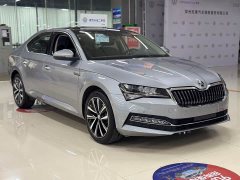 Skoda Superb TSI280 DSG Prestige - ფოტო 3