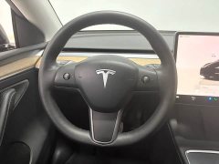 Tesla Model Y Rear-Wheel Drive - ფოტო 13