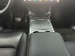 Tesla Model Y Rear-Wheel Drive - ფოტო 15