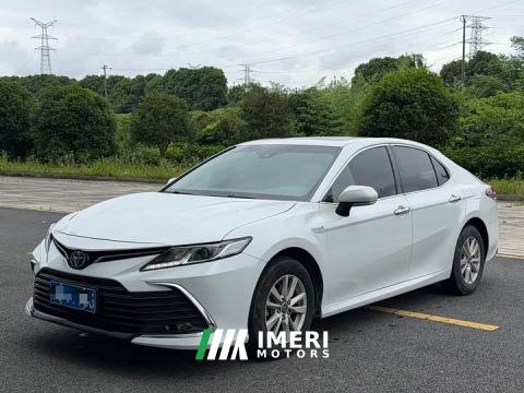 2023 Toyota Camry Hybrid 2.5HE Elite Plus