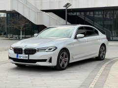 BMW 5 Series 530Li Premier Luxury Package - ფოტო 1