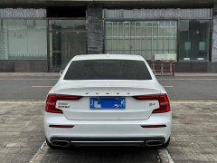 Volvo S60 B4 Smart Luxury Edition - ფოტო 8