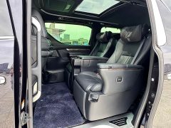 Toyota Vellfire Crown Twin Engine 2.5L HV Premium Edition - ფოტო 9