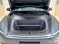 Tesla Model Y Rear-Wheel Drive - ფოტო 16