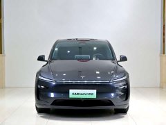Tesla Model Y Rear-Wheel Drive - ფოტო 2