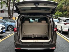 Buick GL8 Land Business Class 652T Luxury - ფოტო 19