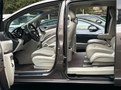 Buick GL8 Land Business Class 652T Luxury - ფოტო 7