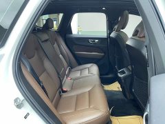 Volvo XC60 B5 AWD Smart Remote Luxury Edition - ფოტო 14