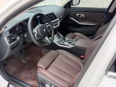 BMW 3 Series 325Li M Sport Package - ფოტო 4