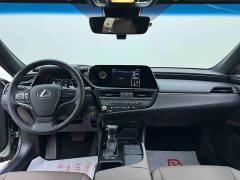 Lexus ES 2020 260 Excellence Edition - ფოტო 13