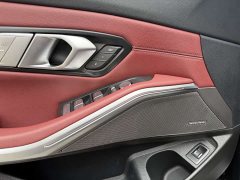 BMW 3 Series 325Li M Sport Night Edition Package - ფოტო 14