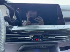 Volkswagen Golf 280TSI DSG R-Line 50th Anniversary Edition - ფოტო 11