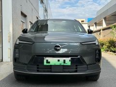 Volvo XC70 Plug-in Hybrid 2026 AWD Extended Range Core - ფოტო 2