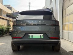 Volvo XC70 Plug-in Hybrid 2026 AWD Extended Range Core - ფოტო 3