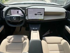 Volvo XC70 Plug-in Hybrid 2026 AWD Extended Range Plus - ფოტო 9