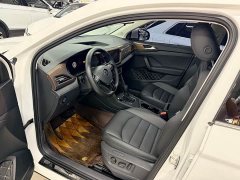 Volkswagen Touareg 280TSI FWD Luxury Edition - ფოტო 6