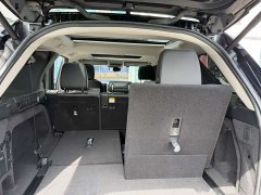 Land Rover Discovery Facelift 360PS R-Dynamic SE - ფოტო 18