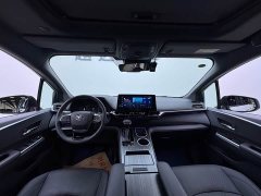 Toyota Sienna 2023 2.5L Hybrid Premium Edition - ფოტო 15