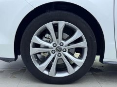Toyota Sienna 2023 2.5L Hybrid Premium Edition - ფოტო 18