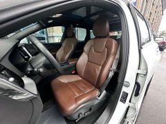 Volvo XC60 B5 AWD Smart Luxury Edition - ფოტო 11