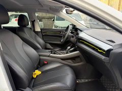 SAIC MG i5 2021 1.5L CVT Platinum Edition - ფოტო 8