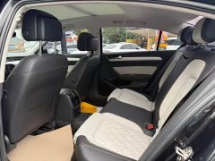 Volkswagen Magotan 2 Million Units Commemorative Edition 330TSI DSG Luxury - ფოტო 5