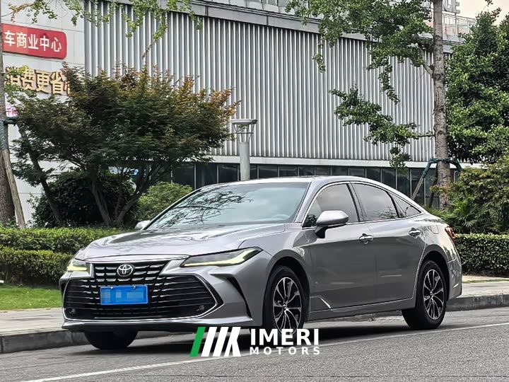 Toyota Avalon 2.0L XLE Premium Edition