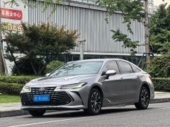 Toyota Avalon 2.0L XLE Premium Edition - ფოტო 1