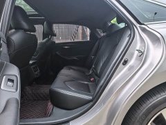 Toyota Avalon 2.0L XLE Premium Edition - ფოტო 12
