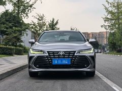 Toyota Avalon 2.0L XLE Premium Edition - ფოტო 2