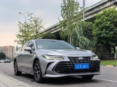 Toyota Avalon 2.0L XLE Premium Edition - ფოტო 3