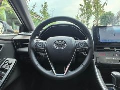 Toyota Avalon 2.0L XLE Premium Edition - ფოტო 6