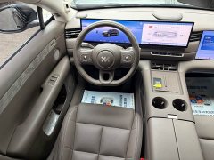 IM Motors Zhiji LS6 Extended Range 66 Max - ფოტო 14