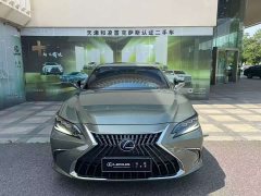 Lexus ES 300h Premium Edition - ფოტო 2