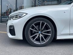 BMW 3 Series 325Li M Sport Package - ფოტო 5