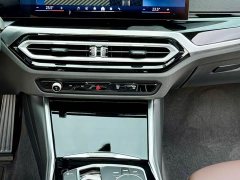 BMW 3 Series 320Li M Sport Package - ფოტო 9
