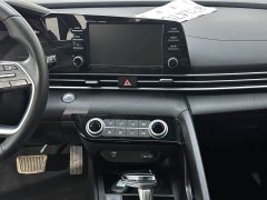Hyundai Elantra 1.5L CVT GLX Elite - ფოტო 9