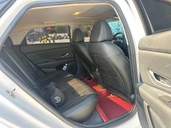 Hyundai Elantra 2021 1.5L CVT Luxury - ფოტო 11