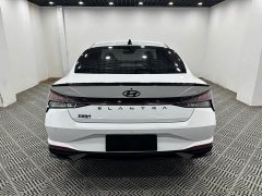 Hyundai Elantra 2022 1.5L CVT 20th Anniversary Edition - ფოტო 8
