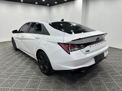 Hyundai Elantra 2022 1.5L CVT 20th Anniversary Edition - ფოტო 9