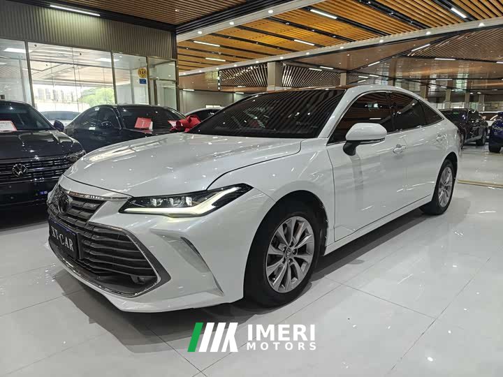 Toyota Avalon 2.0L Premium Edition