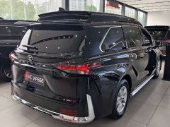Toyota Gravia 2.5L Hybrid Respect MAX AWD Edition - ფოტო 10