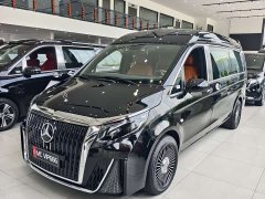 Mercedes-Benz Vito 2024 2.0T Business Edition 7-Seater - ფოტო 1